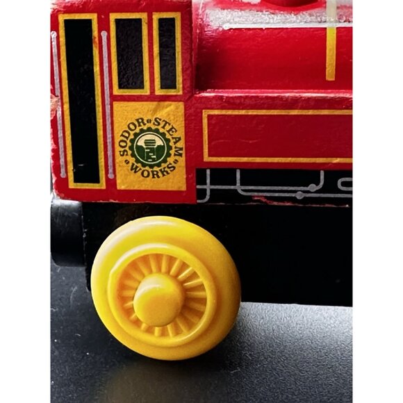 Thomas Wooden Railway Victor Steam Works Train Engine 2003 Learning Curve Vtg - Picture 12 of 13